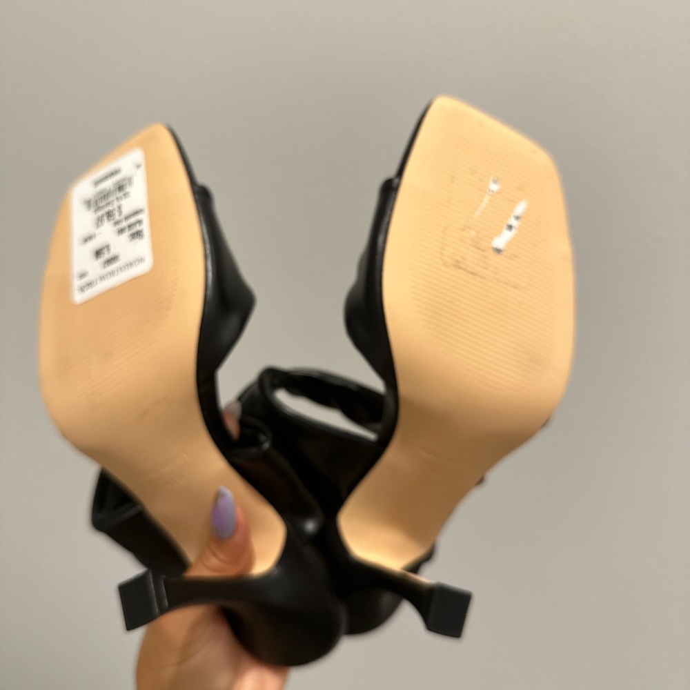 Nine West Black Sandals - Picture 4 of 4